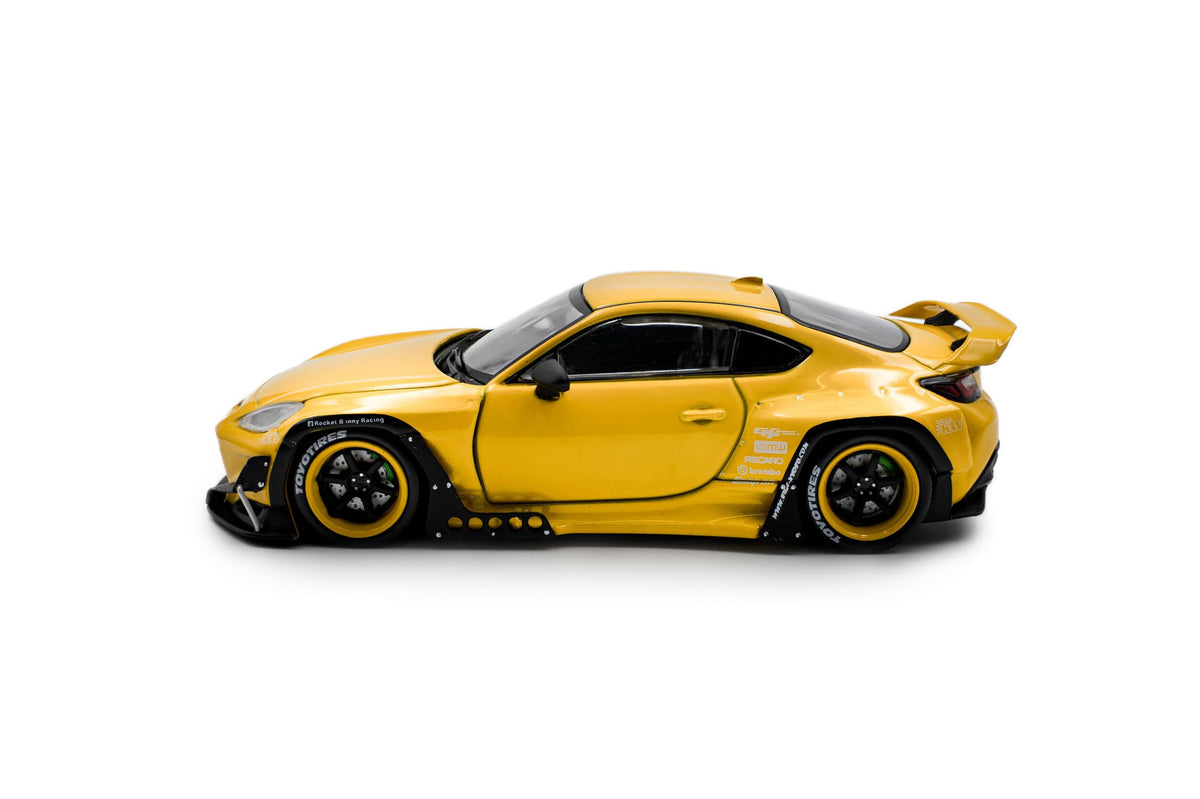 Voiture miniature 1/43 Pandem Toyota GR86 jaune 2022 Solido S4315101 - Breizh Modélisme.