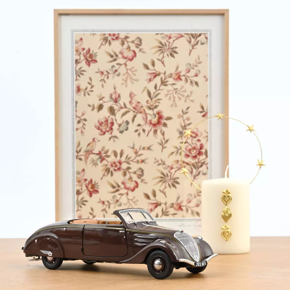 Voiture miniature collection 1/18 Peugeot 402 Eclipse 1937 Chocolat Norev 184873