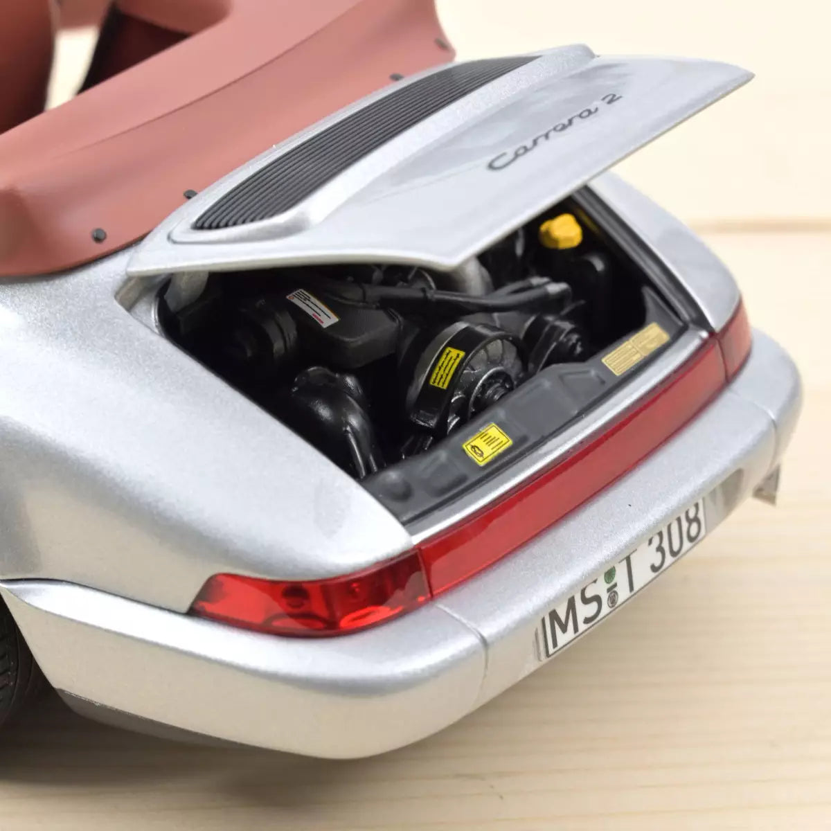Voiture miniature collection 1/18 Porsche 911 Carrera 2 Cabriolet 1990 Argent Norev 187330
