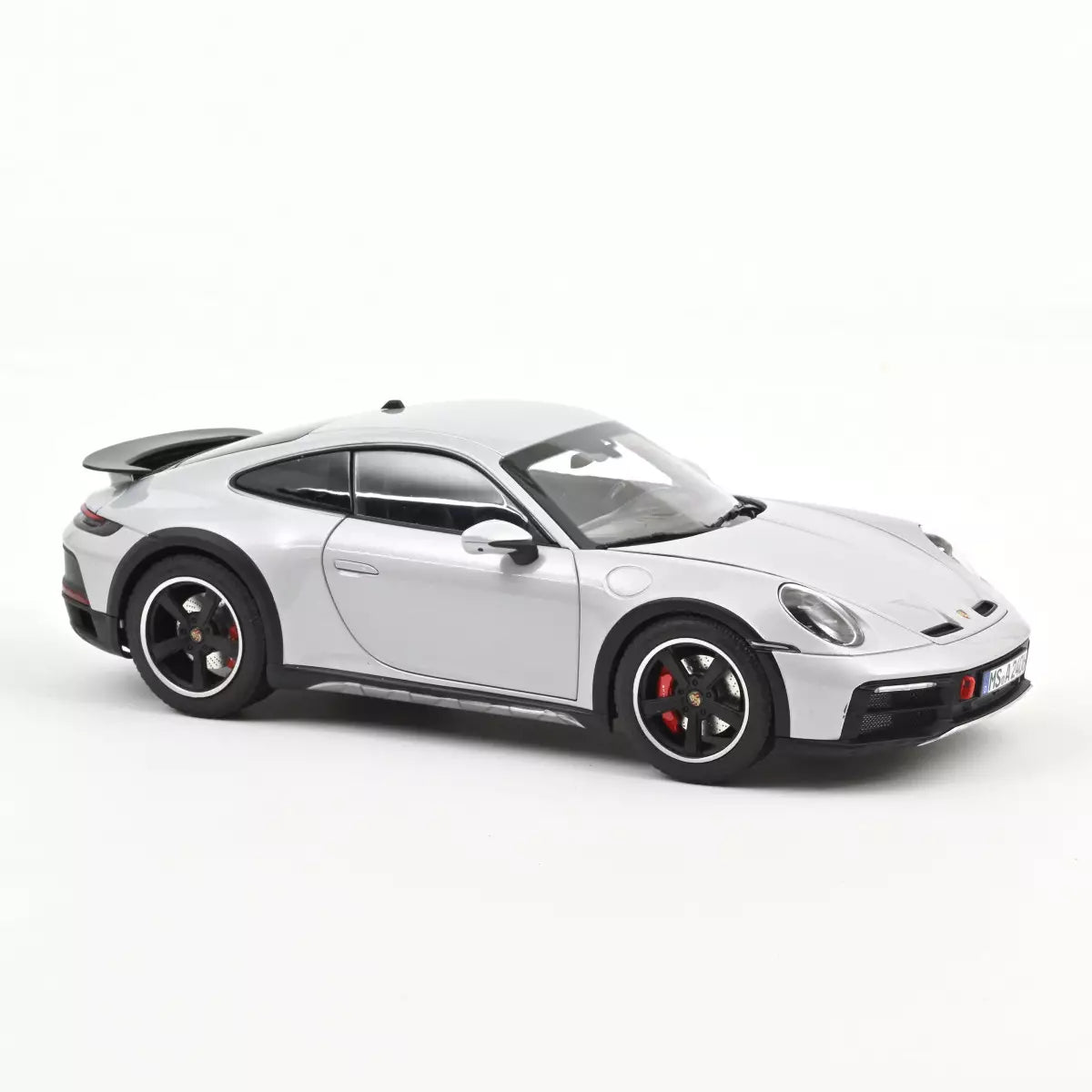 Voiture miniature collection 1/18 Porsche 911 Dakar 2023 Gris Glace métallisé Norev 187242