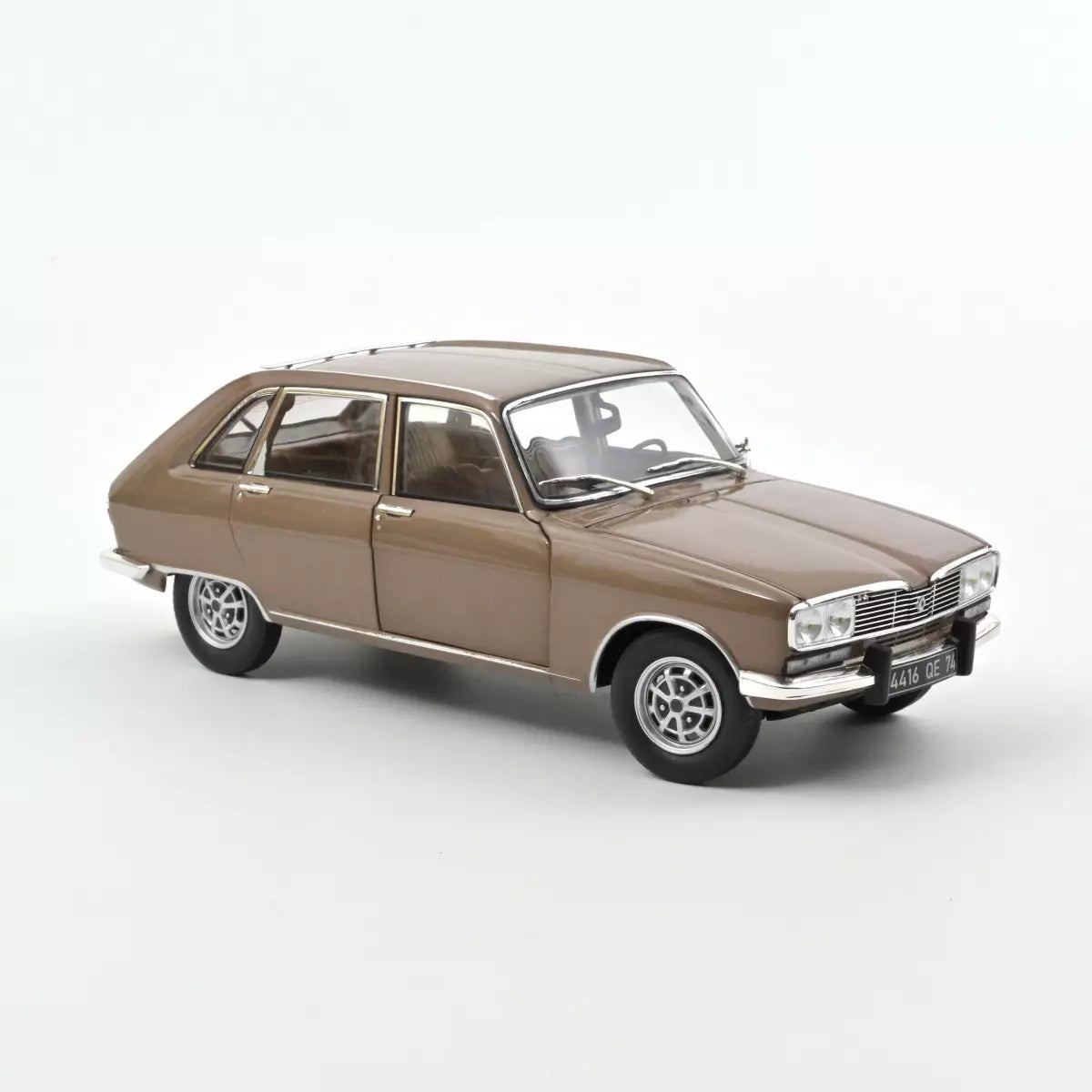 Voiture miniature collection 1/18 Renault 16 TX 1974 Beige métallisé Norev 185364