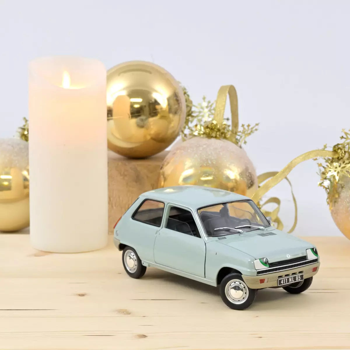 Voiture miniature collection 1/18 Renault 5 1972 Bleu clair Norev 185380