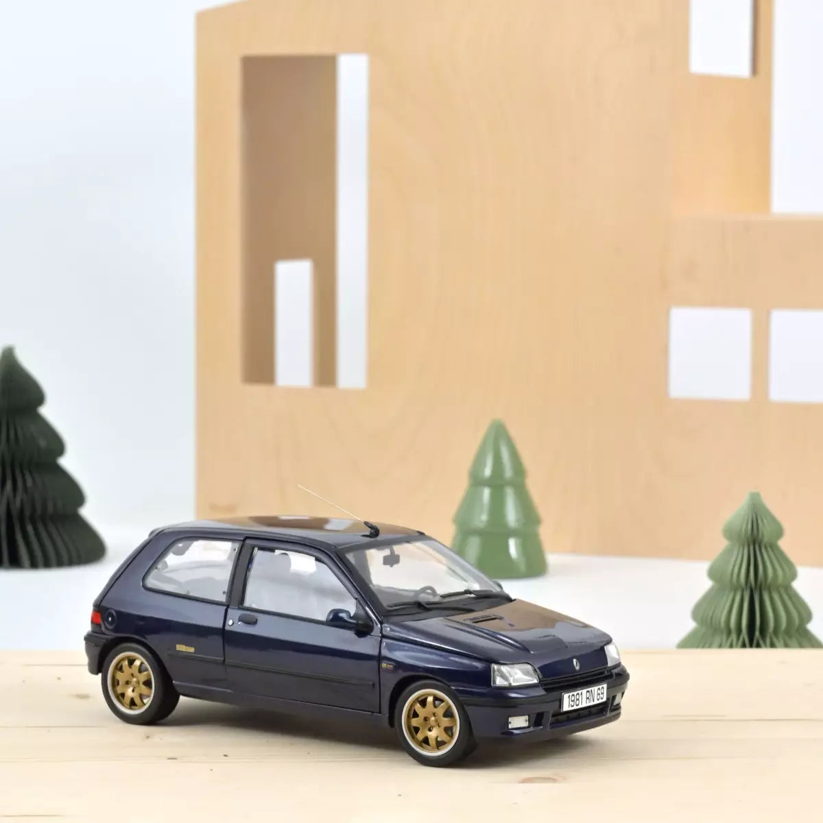 Voiture miniature collection 1/18 Renault Clio Williams 1993 Bleu Norev 185230