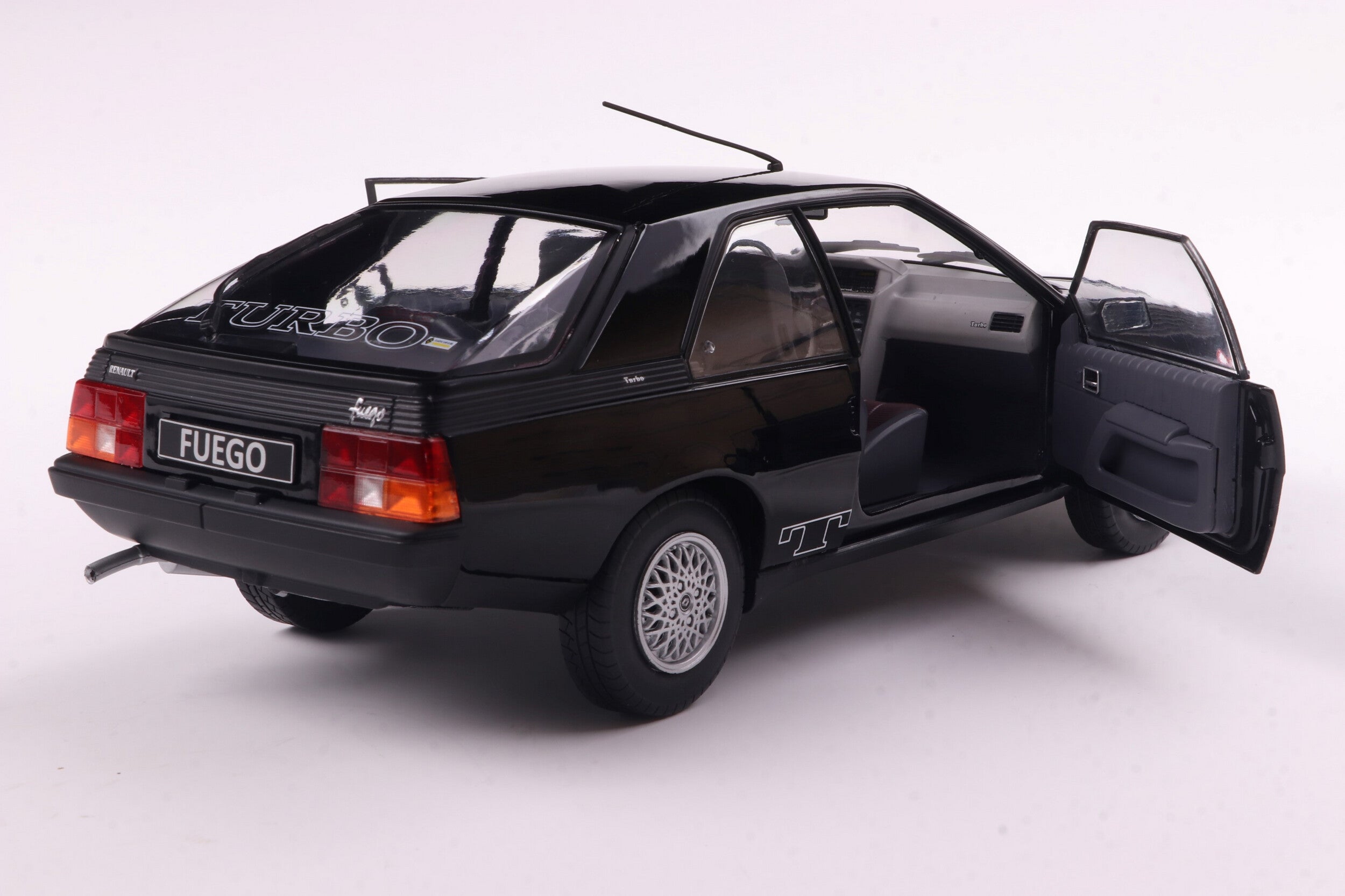 Solido S1806406 Voiture miniature collection 1/18 Renault Fuego Turbo – 1980