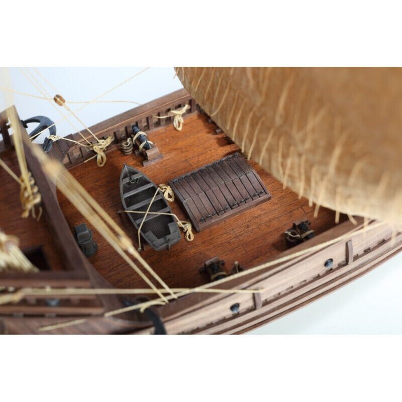 Maquette de bateau en bois Disarmodel 20140 Nao Victoria, Armada De Magallanes 1:50