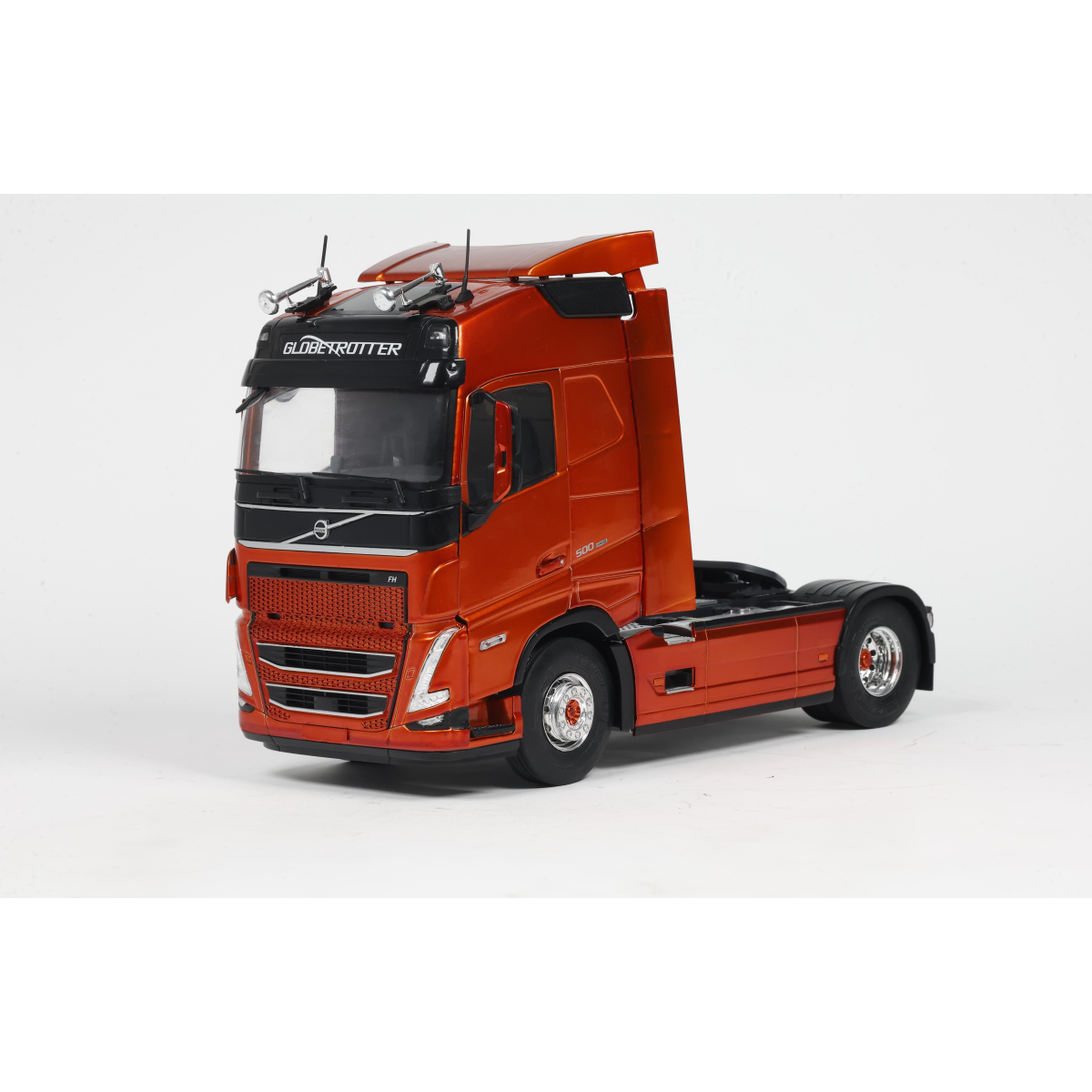 Solido S2400108 Voiture miniature collection 1/24 Volvo FH Globetrotter XL rouge métallique 2023 - Breizh Modélisme.
