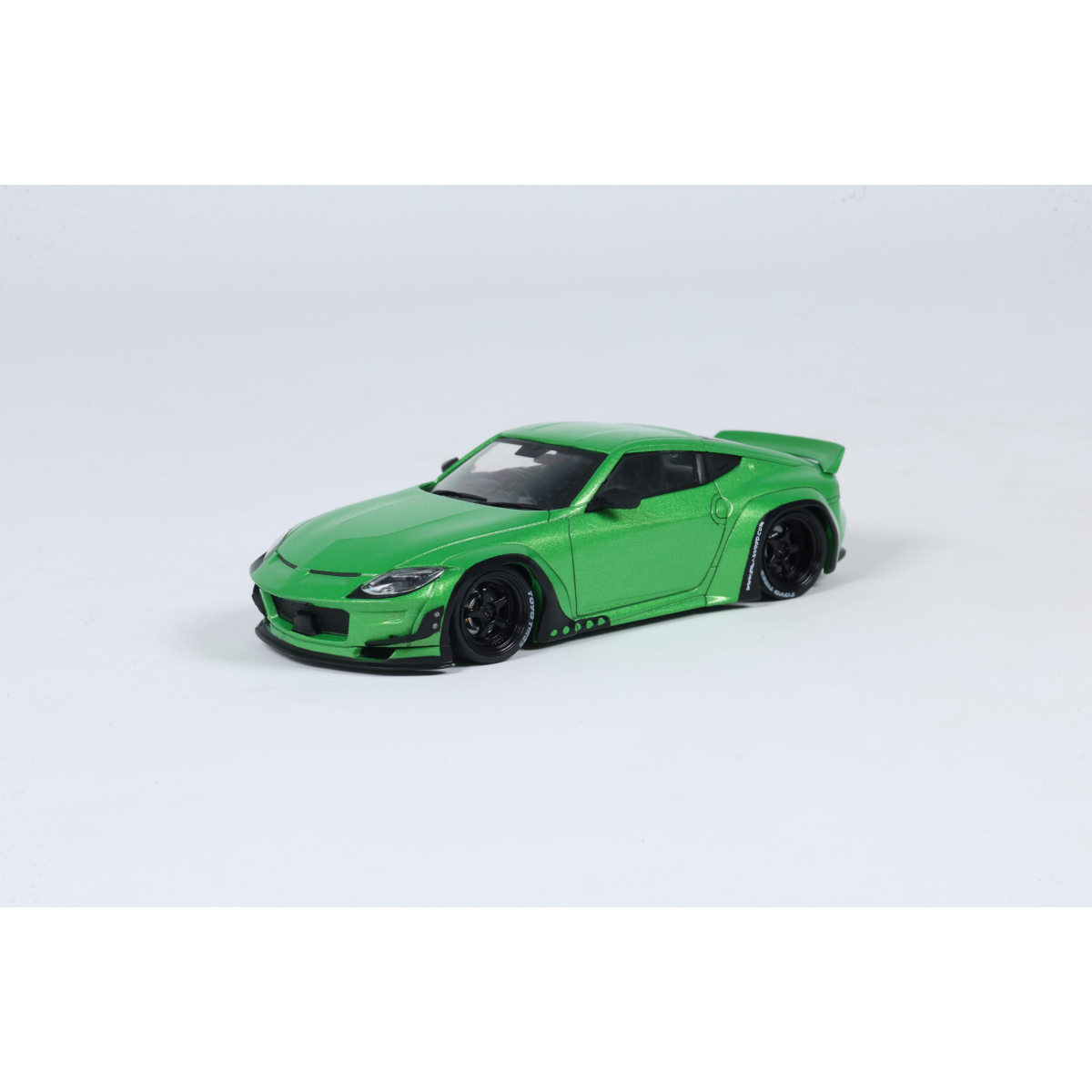 Voiture miniature 1/43 Pandem Nissan Fairlady Z vert métallique 2022 Solido S4315503 - Breizh Modélisme.