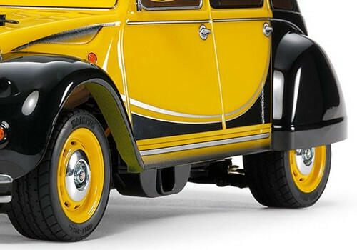 Tamiya Citroën 2CV Charleston / 58655 Kit à monter Voiture M05 - Breizh Modélisme.