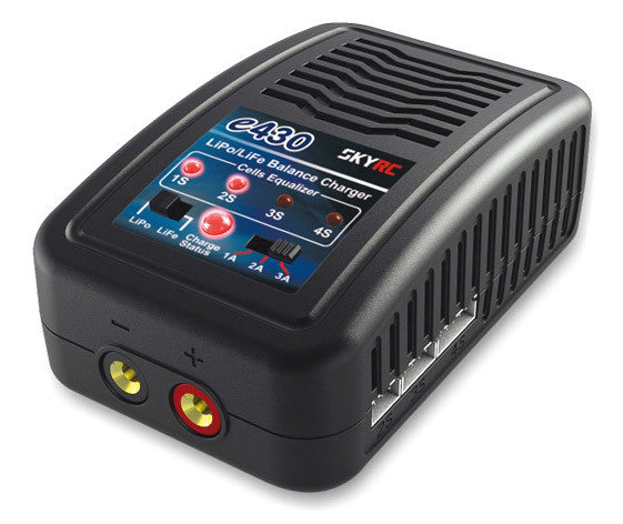 Chargeur Sky RC E430 Lipo 2S à 4S avec cordon XT60 - 100107 - Breizh Modélisme